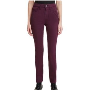 JEN7 by 7 For All Mankind Sateen Slim Straight Leg Jeans in Pomegranate Size 2